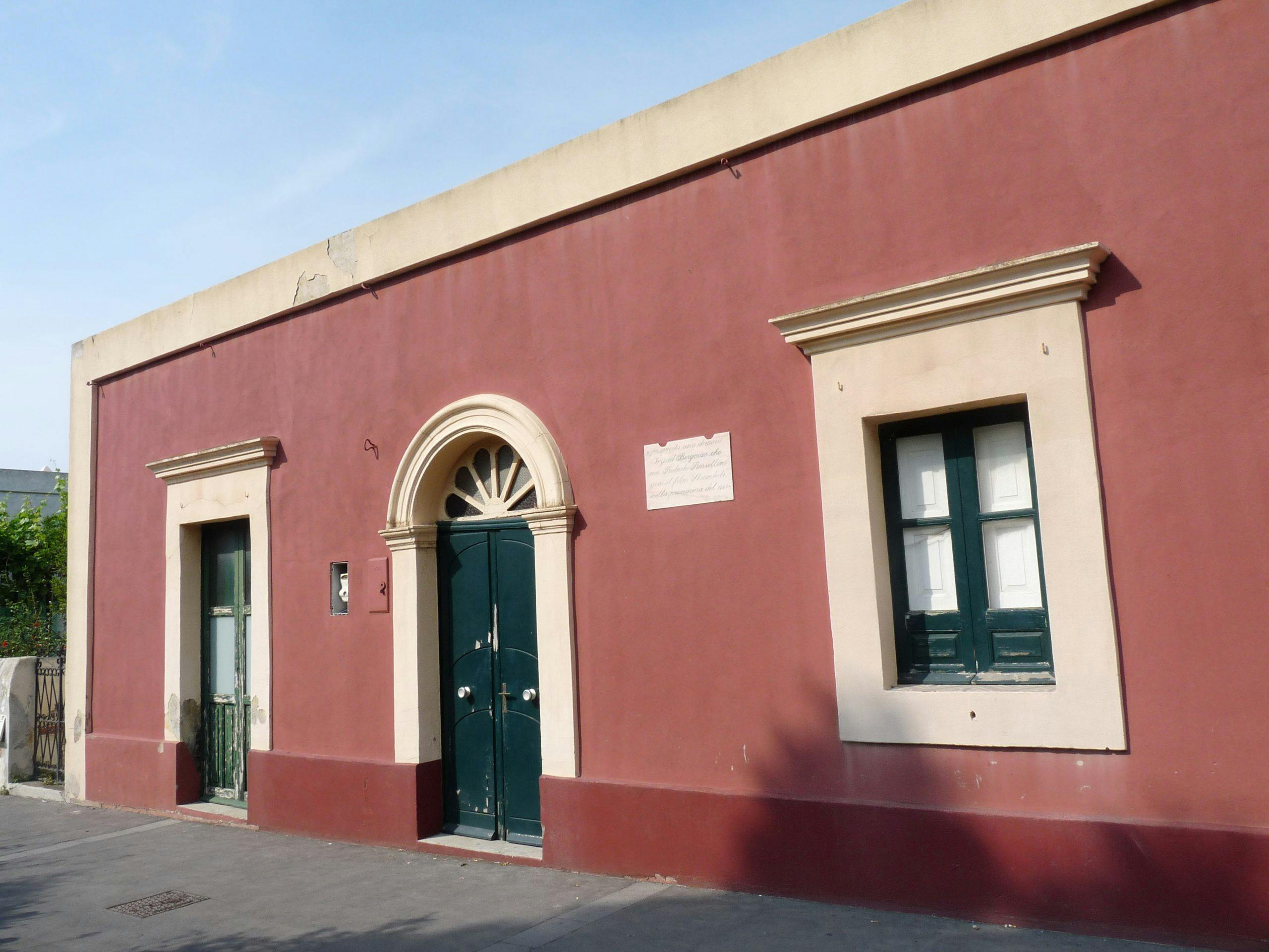 stromboli ingrid bergman house 1 hLTvWWoNN